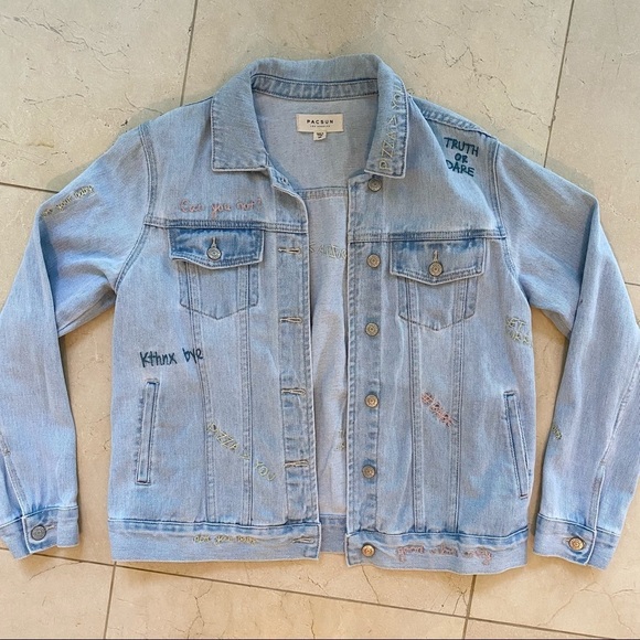 PacSun Light Jean Jacket Truth or Dare Medium - Picture 1 of 11